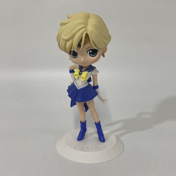 Bandai Super Sailor Uranus Version B Sailor Moon Eternal Q Posket Figure - Picture 6 of 7